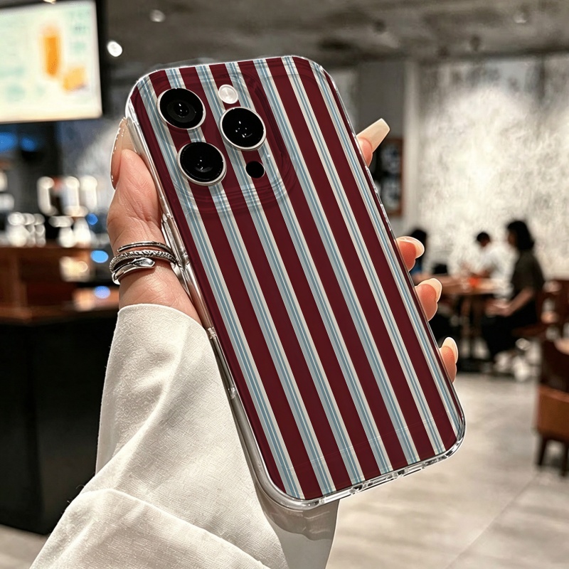 Miękki pokrowiec na telefon w  – Apple Iphone 15 Pro Max recenzja i cena