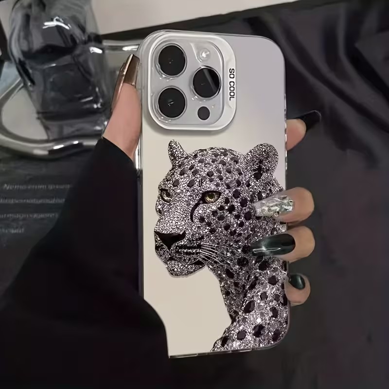 Holograficzne srebrne etui na  – Apple Iphone 15 Pro Max recenzja i cena